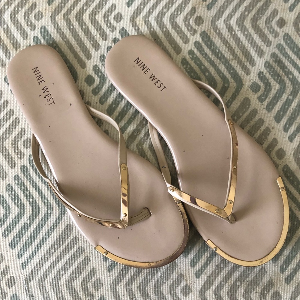 Nine West Nude and Gold Sandals